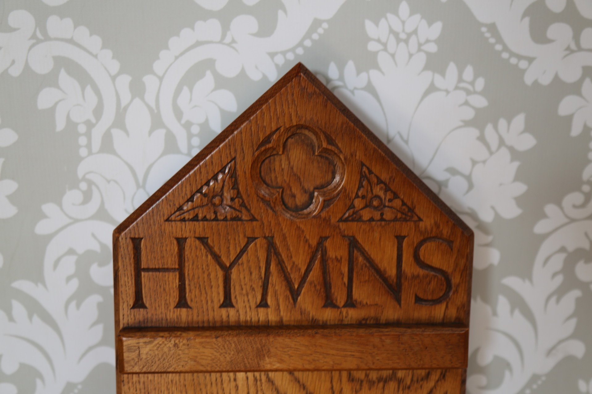 oak hymn board